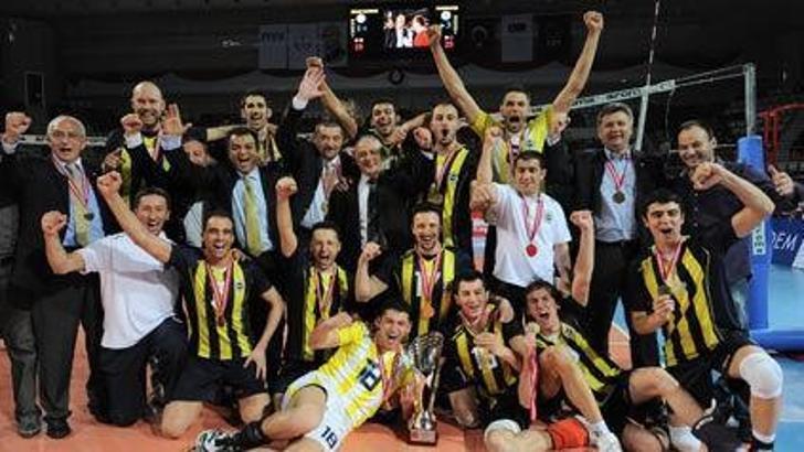 Macaristan'dan Fener'e kutlama