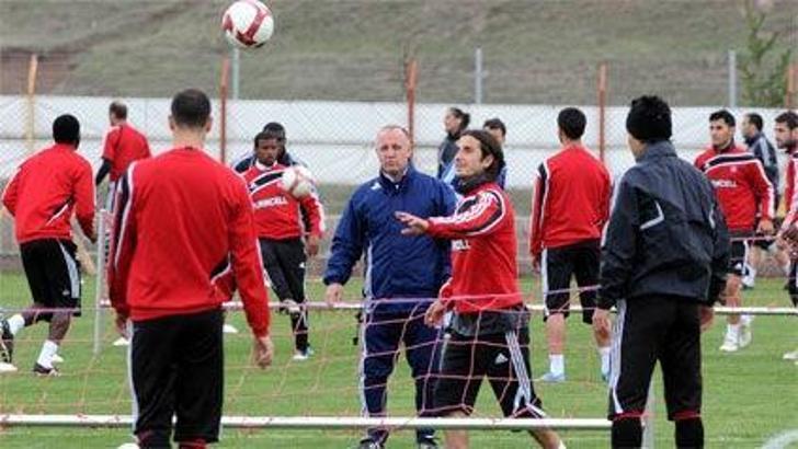 Yiğido'nun aklı Kartal'da