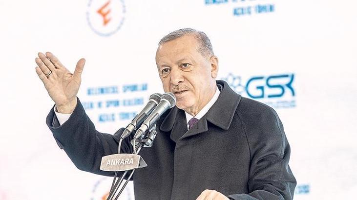 Cumhurbaşkanı Erdoğan: 'Kökü olmayanlar sürüklenip gider'