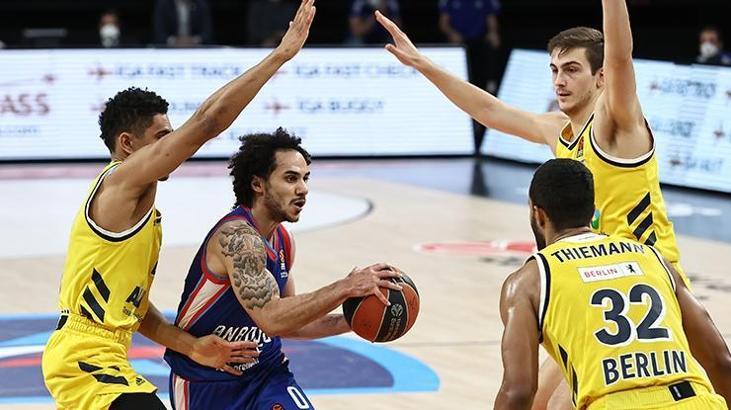 Anadolu Efes - Alba Berlin maç sonucu: 84 - 76
