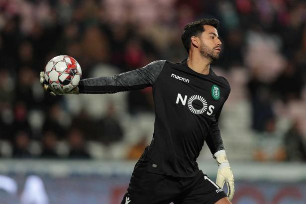 SON DAKİKA | Galatasaray'da Muslera'nın yerine Renan geliyor!