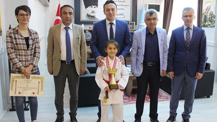 Elif Su, Avrupa şampiyonu oldu