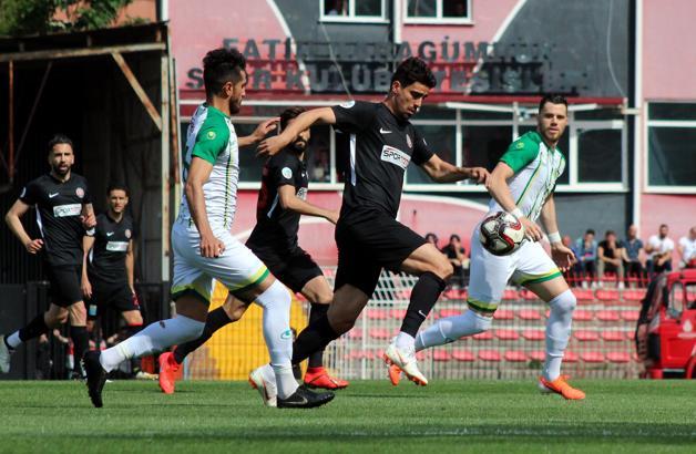 (ÖZET) Fatih Karagümrük - Şanlıurfaspor maç sonucu: 2-1