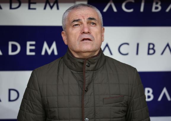 Rıza Çalımbay: Yukarıya oynamak istiyorsak dersler almamız gerekiyor