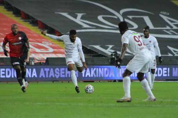 Aaron Boupendza kimdir? Aaron Boupendza kaç yaşında, nereli?