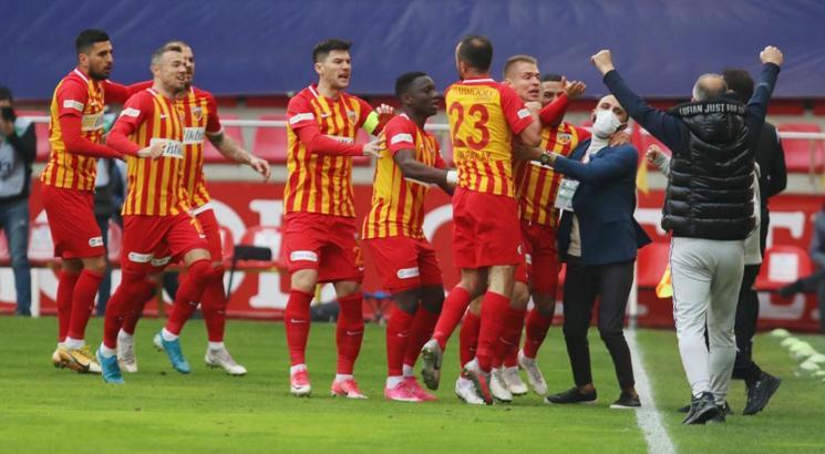 Kayserispor ilk kez üst üste kazandı