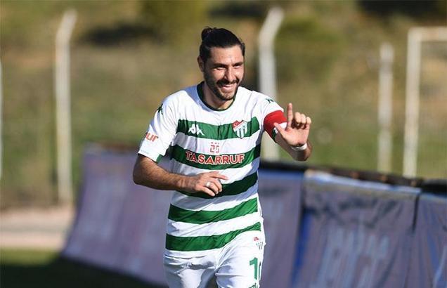 Özer Hurmacı kariyerinde en çok golü Antalyaspor'a attı