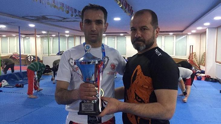 Ayakkabı tamircisi kick boks Avrupa şampiyonu oldu