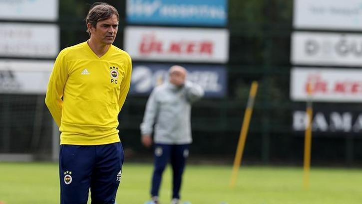 Cocu İngiltere'den haber bekliyor!