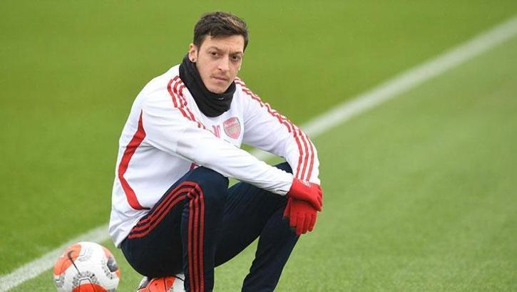 Fenerbahçe'nin 1 numaralı gündemi Mesut Özil'de son dakika! Arsenal ile karşılıklı restleşme!