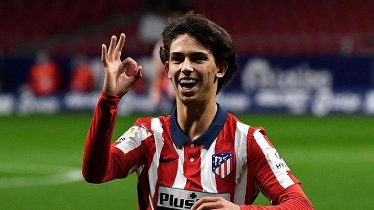 Avrupa, genç futbolcuların; Türkiye, geçmiş yıldızların peşinde