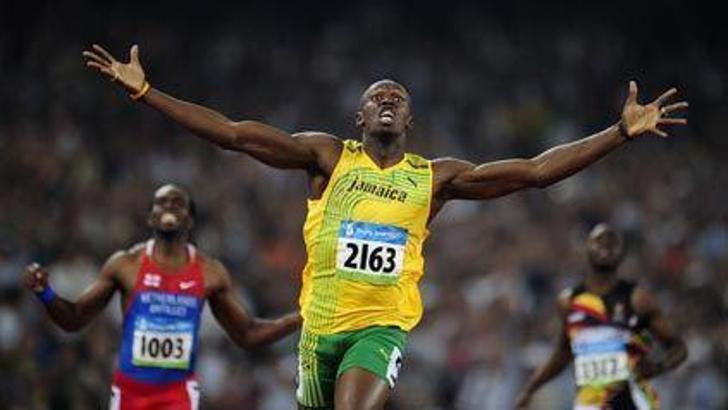 Bolt bu sefer 300'de uçacak!