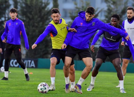 Başakşehir deplasmanda MKE Ankaragücü karşısında