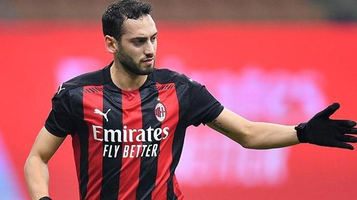 Milan'da Hakan Çalhanoğlu imzalamak üzere!