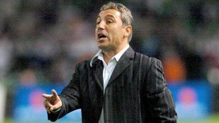 Stoichkov istifa etti!