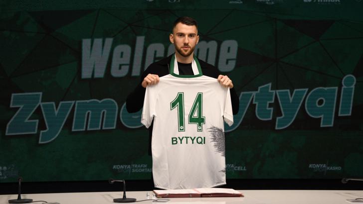 Zümer Bütüçi resmen Konyaspor'da