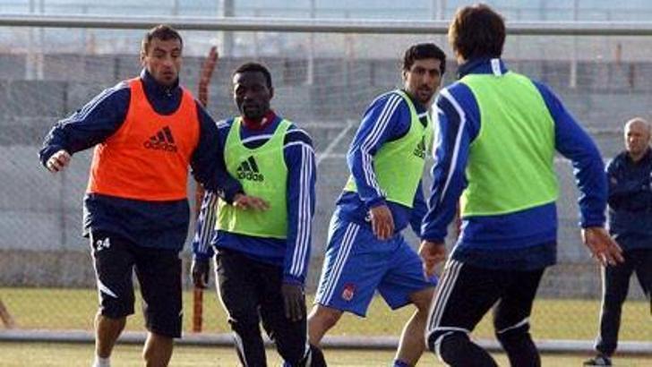 Sivasspor'dan 12. adama...