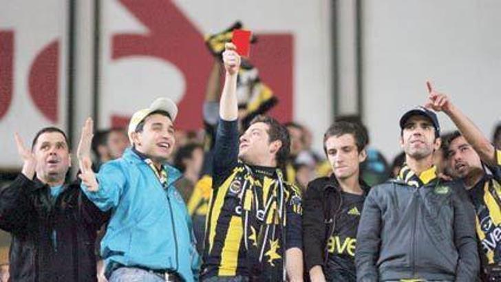 Saracoğlu'nda kırmızı gece!