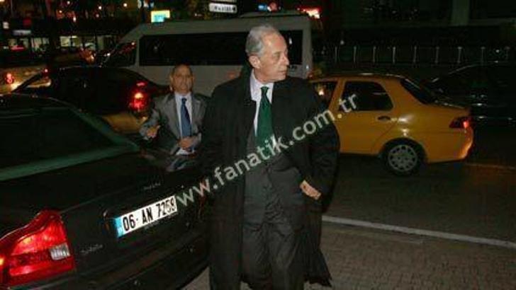Aslan'da sıcak saatler!