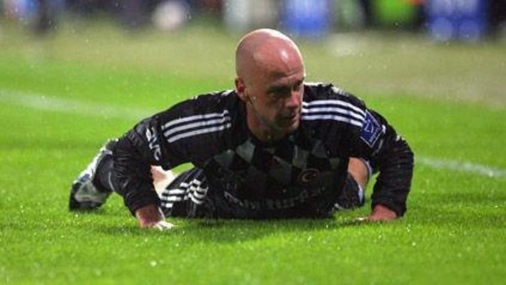 Beşiktaş'ta Ernst şoku!