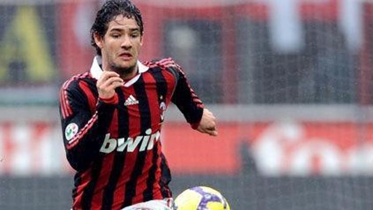 Real'in son bombası Pato!