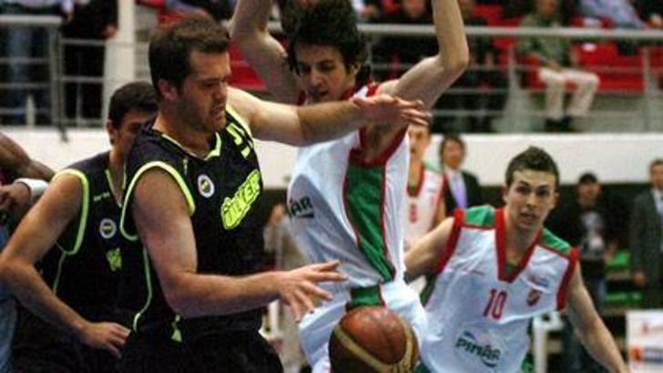 Fener İzmir'den mutlu dönüyor: 73-84
