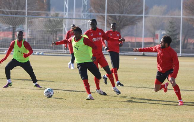 Sivasspor, Gaziantep FK maçı hazırlıklarını sürdürdü
