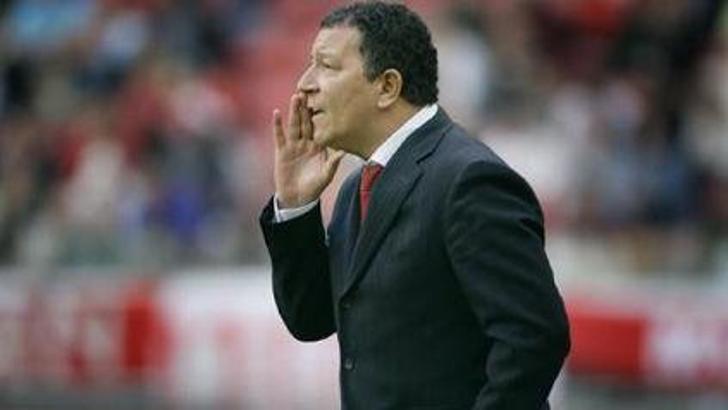 Ten Cate istifa etti!