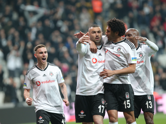 Burak Yılmaz, Beşiktaş'taki en golcü sezonuna ulaştı