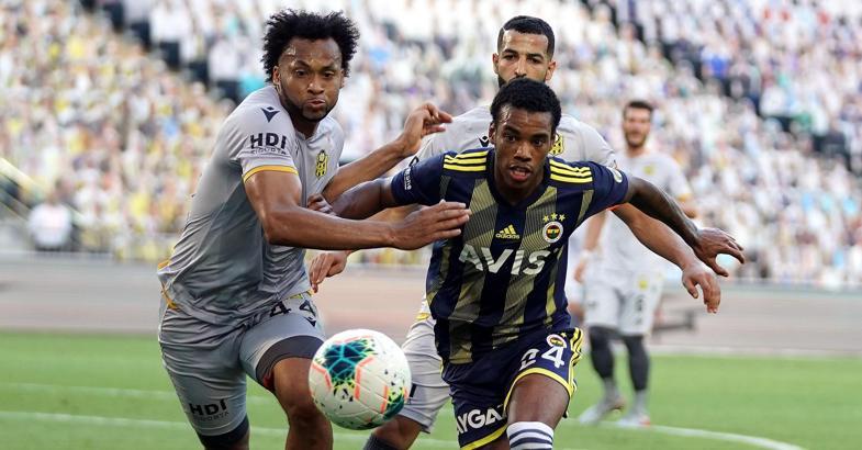 Garry Rodrigues cezalı duruma düştü