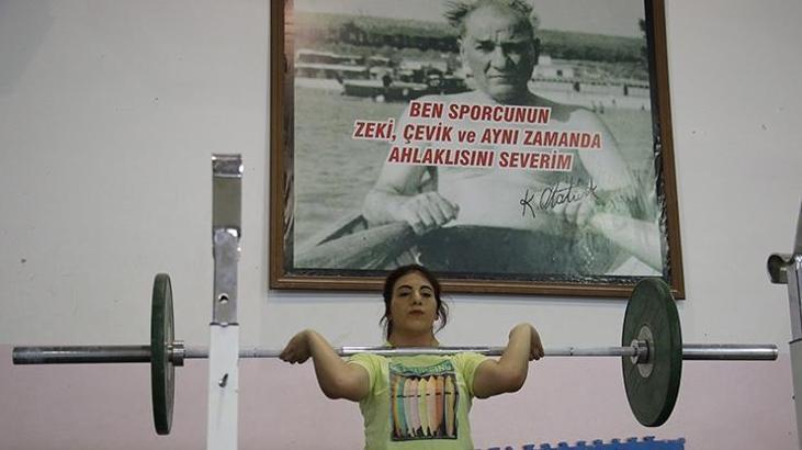 Maddi zorluklarla boğuşan haltercinin hedefi Türkiye şampiyonluğu