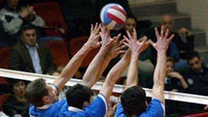 Voleybol Veljko Basic'e emanet