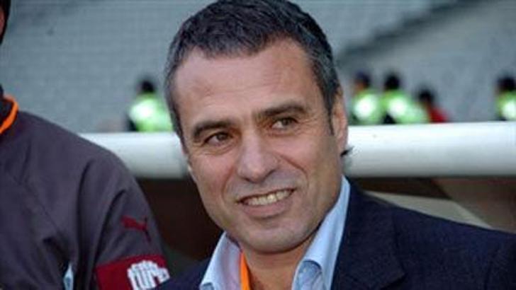 Ersun Yanal resmen görevde!