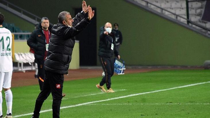 İsmail Kartal çıldırdı, kırmızı kart görüp atıldı