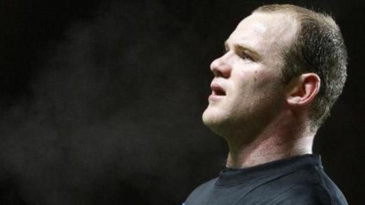 Capello'dan Rooney'ye övgü!