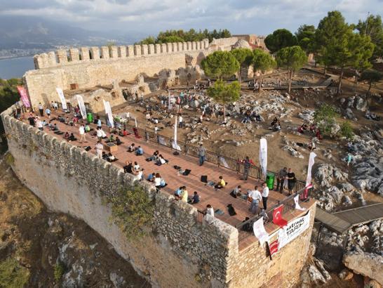 Alanya Kalesi'nde satranç turnuvası