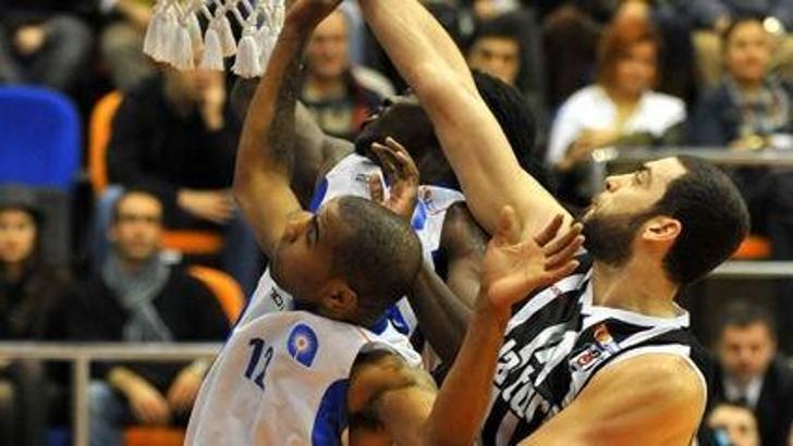 Kartal, Antalya'da kayıpları oynadı: 96-82