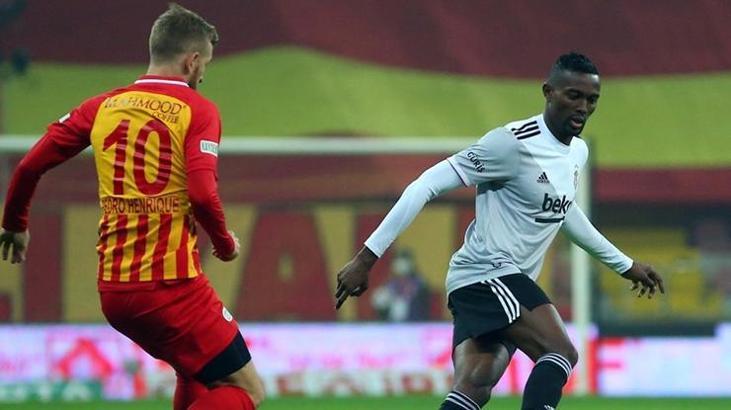 Mensah pişman oldu: Bir daha penaltı atmam!