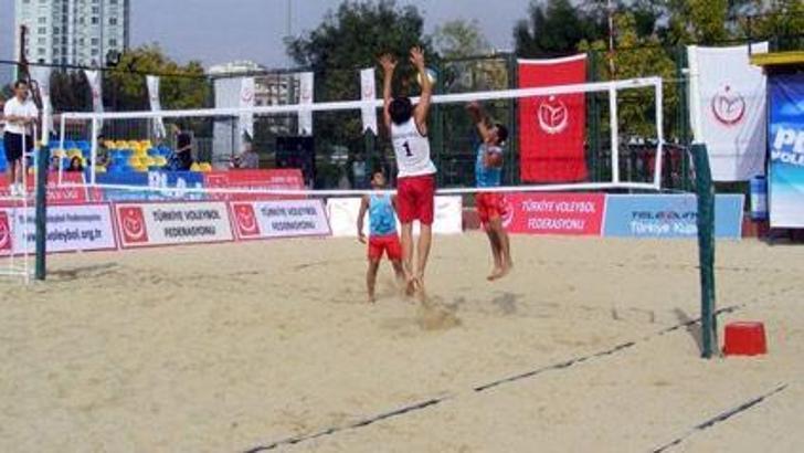 Plajda yan bakılmıyor