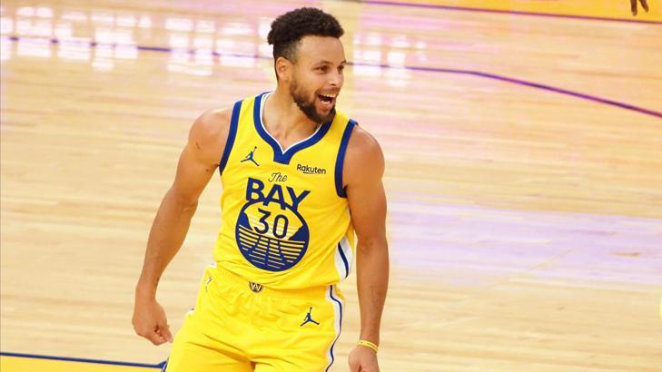 Stephen Curry 62 sayıyla kariyer rekoru kırdı, Warriors kazandı
