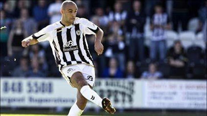 Billy Mehmet kapışması!