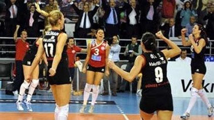Vakıfbank, Fransız temsilcisini 3-1 devirdi