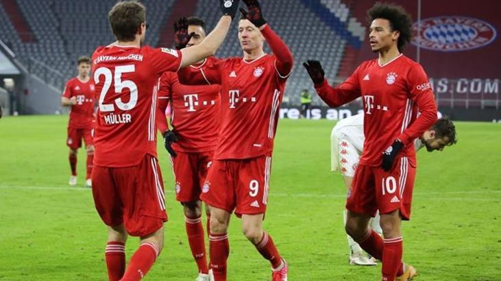 Bayern Münih sonradan açıldı, Lewandowski rekora yürüdü