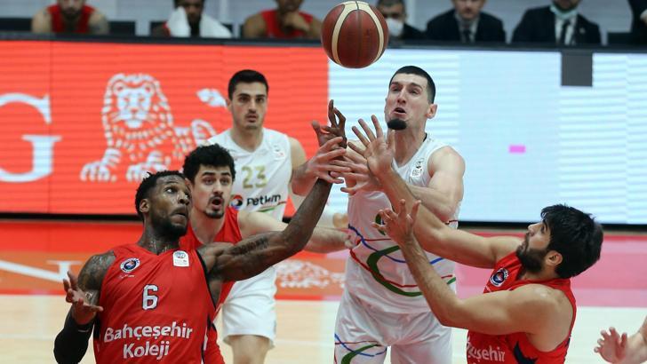 Petkimspor - Bahçeşehir Koleji maç sonucu: 72-77