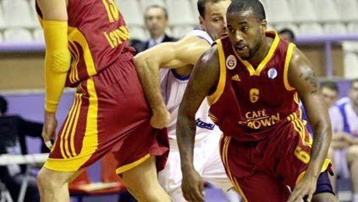 Bir ihtimal daha var: 96-85