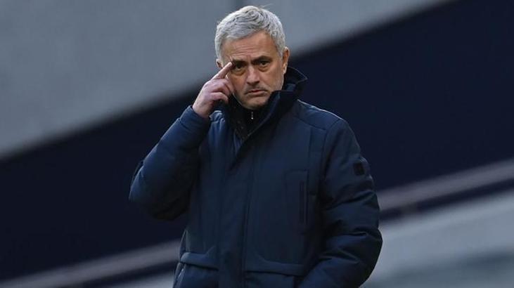 Mourinho'dan Premier Lig'e sert tepki!