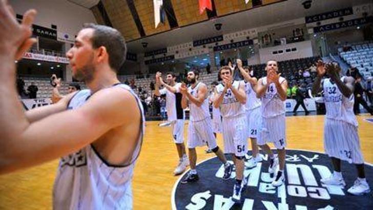 Kartal ilk galibiyetini aldı: 102-98