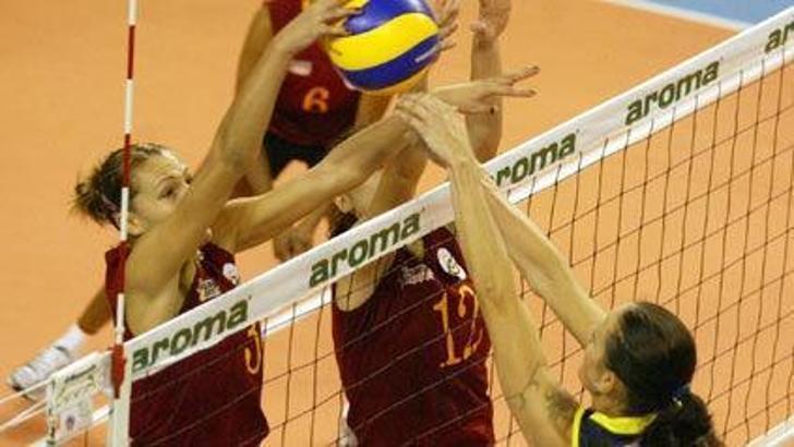 Voleybolda derbi heyecanı