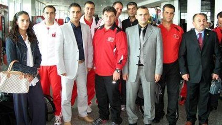 Karatede 7 madalya