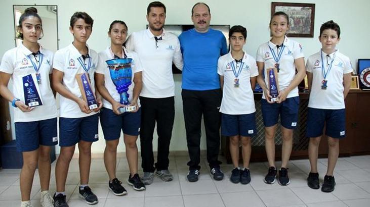 Yelkenciler ikincilik kupasını İskenderun'a getirdi